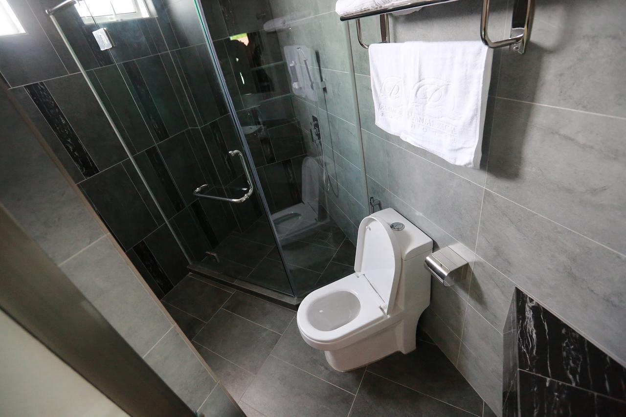 Pantai Regal Boutique Hotel Kuantan Esterno foto