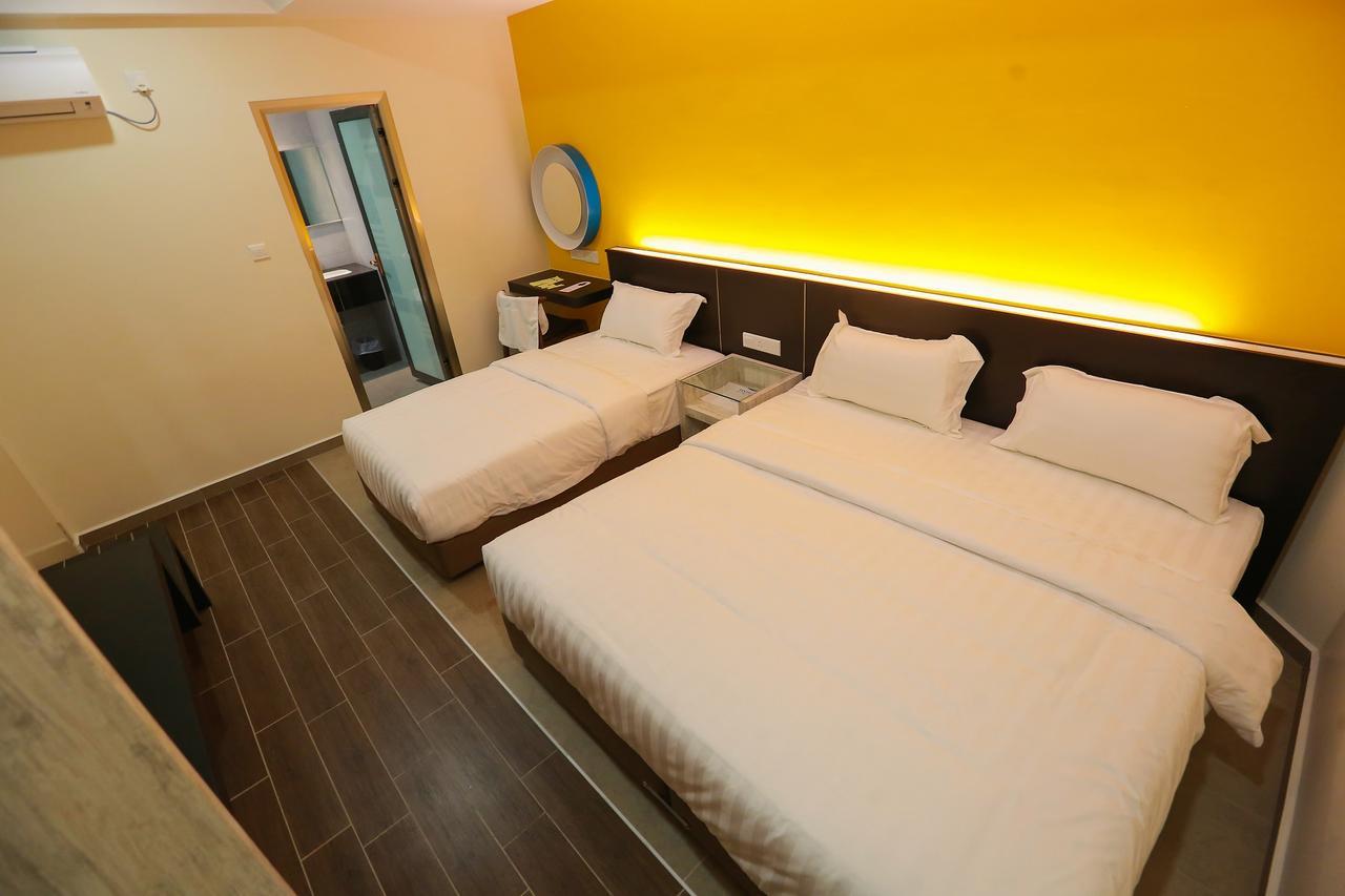 Pantai Regal Boutique Hotel Kuantan Esterno foto