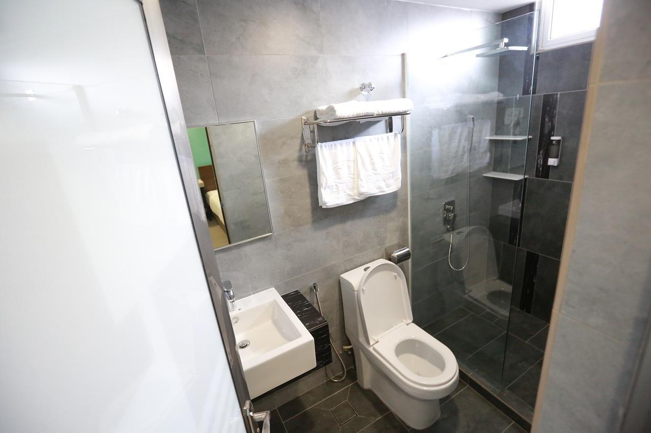 Pantai Regal Boutique Hotel Kuantan Esterno foto