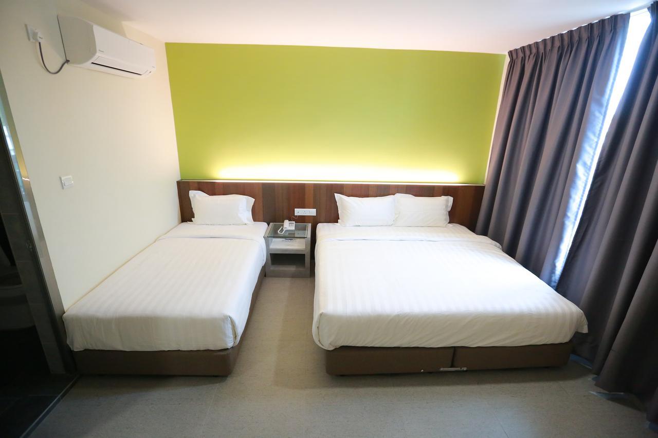 Pantai Regal Boutique Hotel Kuantan Esterno foto
